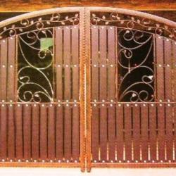 Wrought Iron Main Gate 070